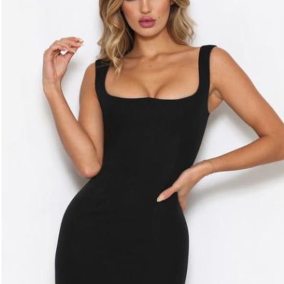 Black low cut tight prom dress - Picture 3 of 4